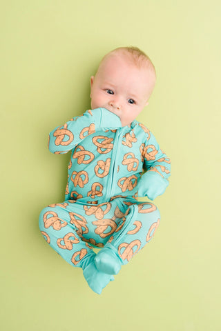 Pretzel Party Sleeper